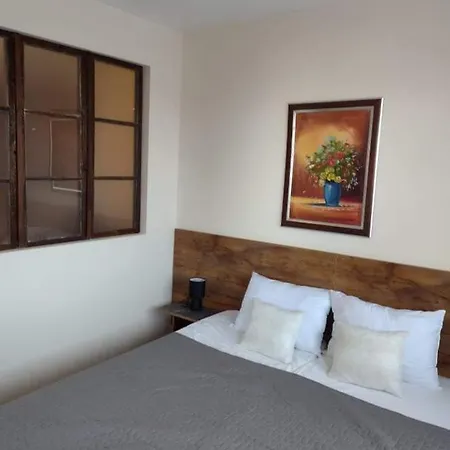 Emerald Dinko Private Apartment